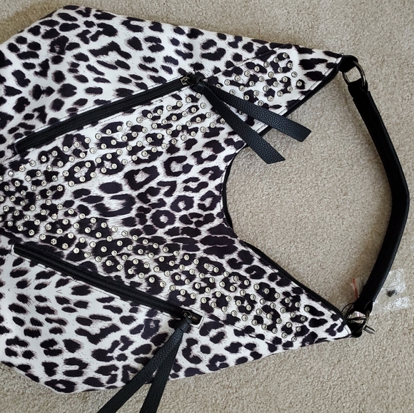 NWOT Cheetah and Crystal Hobo Bag - Picture 9 of 9